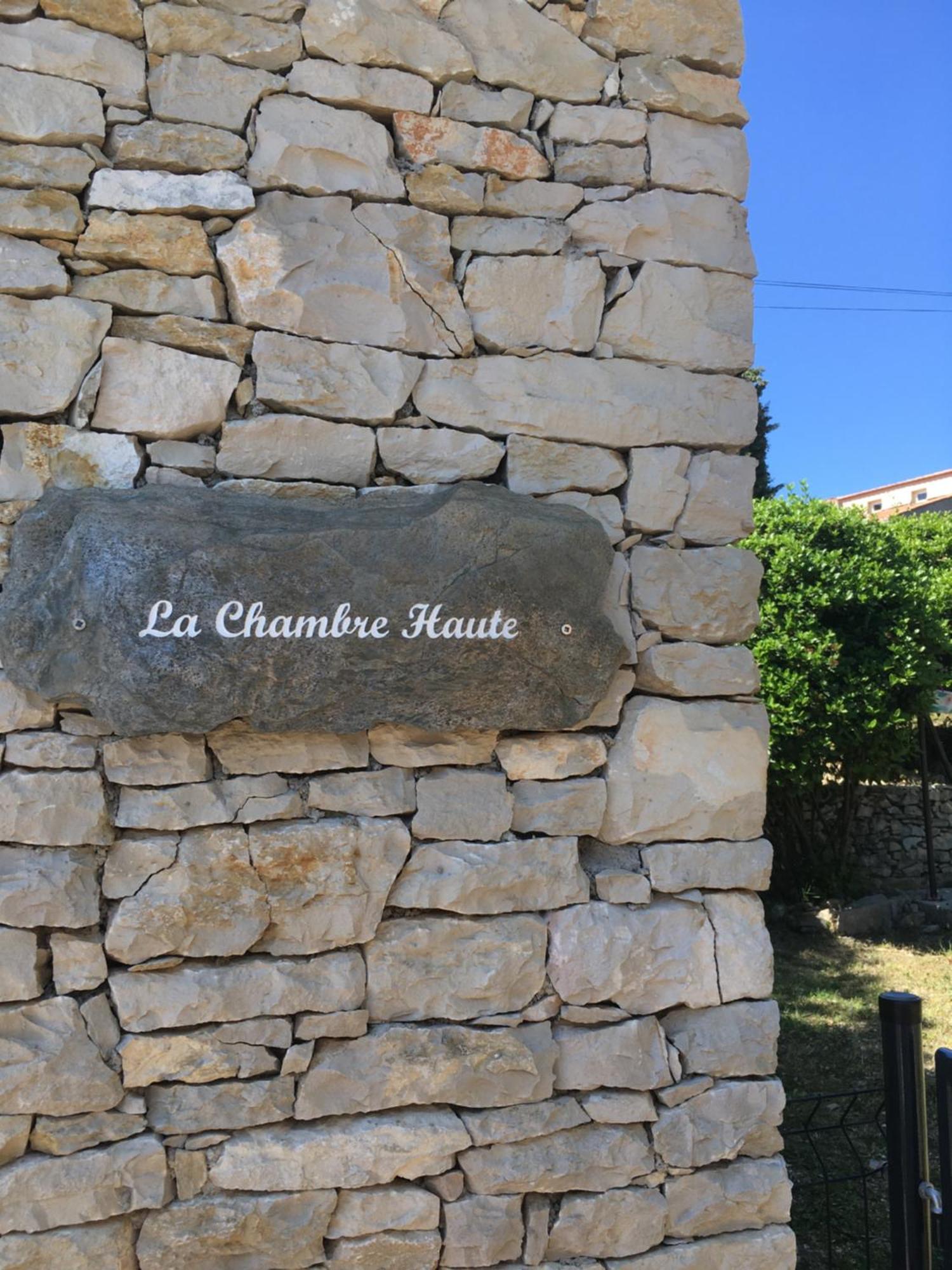 La Chambre Haute Et Son Spa Nimes Exterior photo