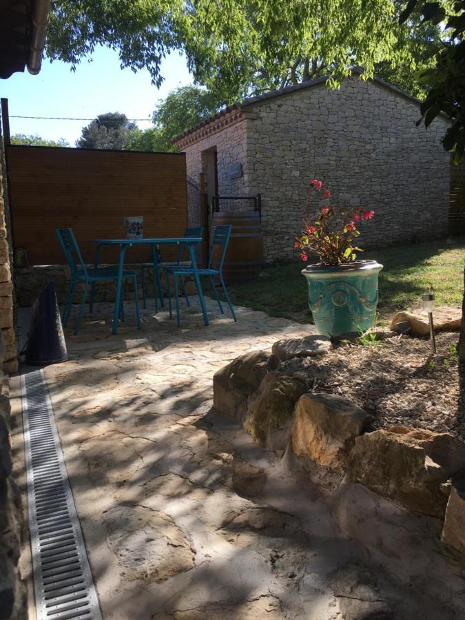 La Chambre Haute Et Son Spa Nimes Exterior photo