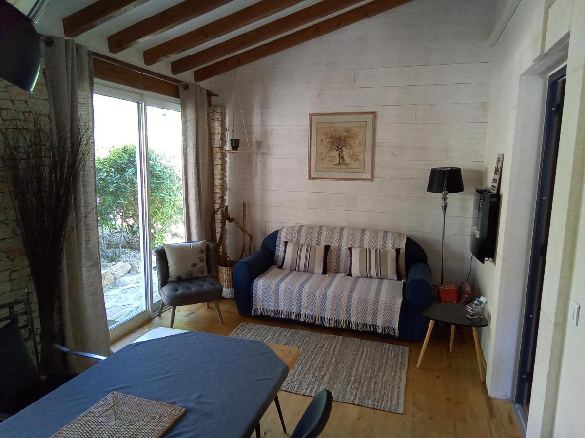 La Chambre Haute Et Son Spa Nimes Exterior photo