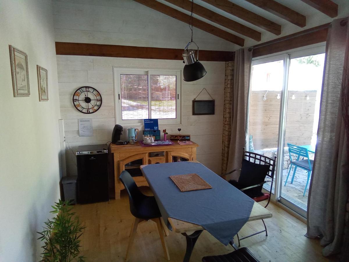 La Chambre Haute Et Son Spa Nimes Exterior photo
